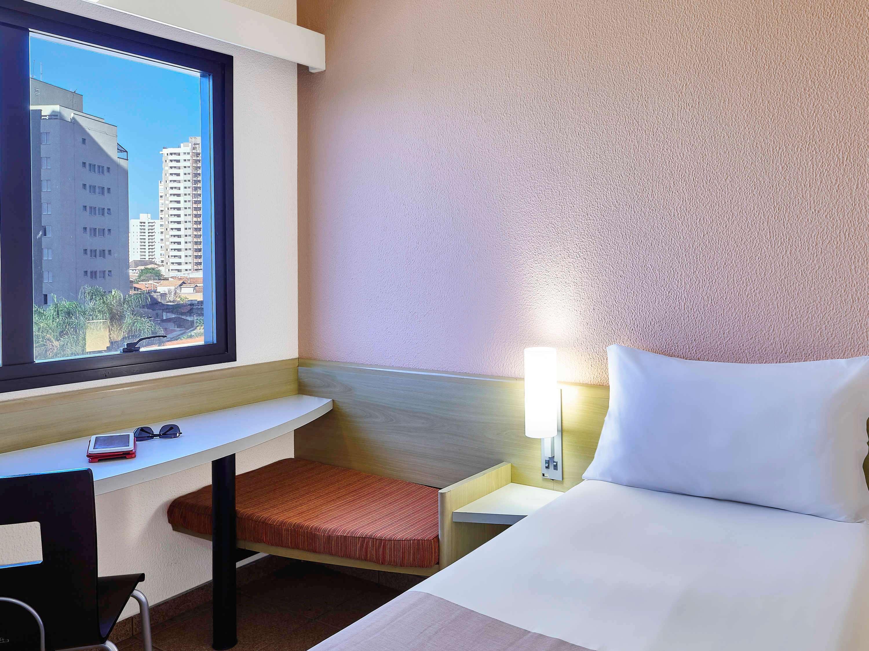 Ibis Taubate Hotel Exterior photo