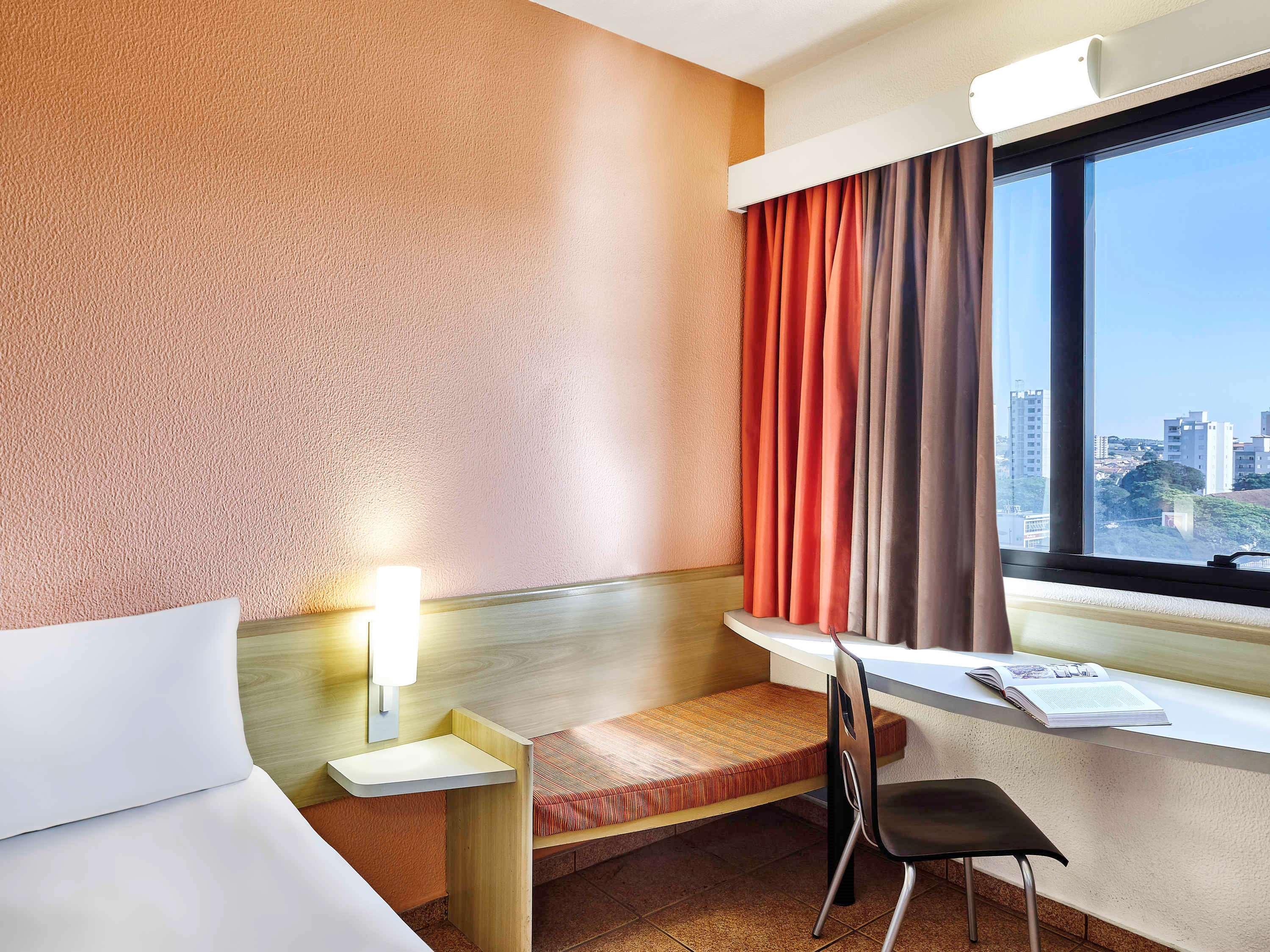 Ibis Taubate Hotel Exterior photo